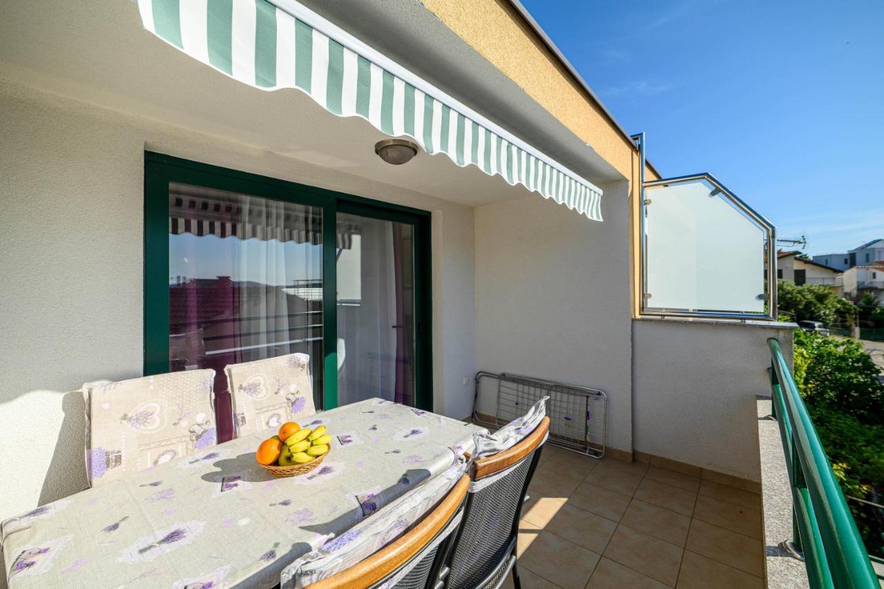Apartments Vala Zaboric - With Boat Mooring 외부 사진