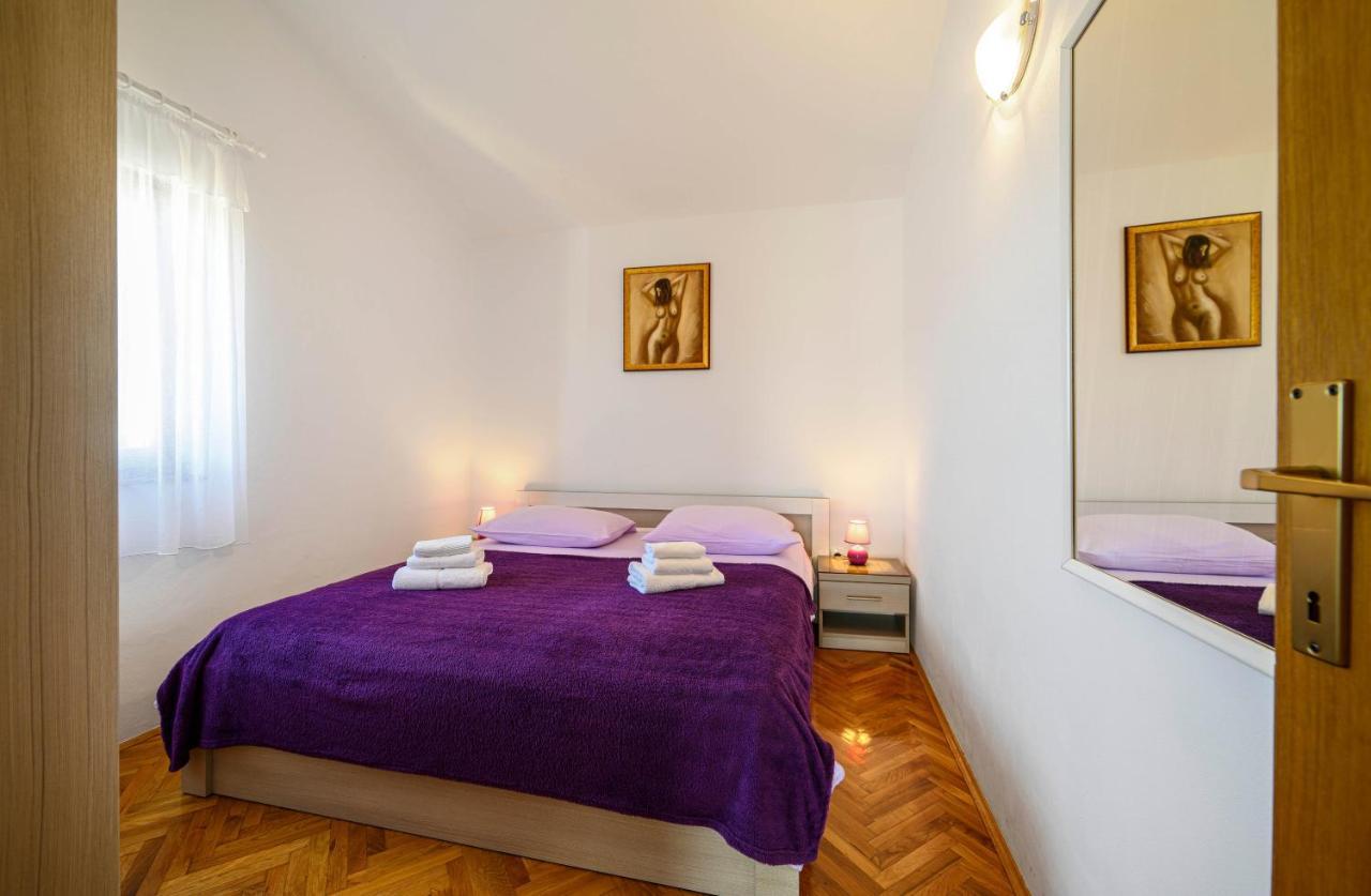 Apartments Vala Zaboric - With Boat Mooring 외부 사진