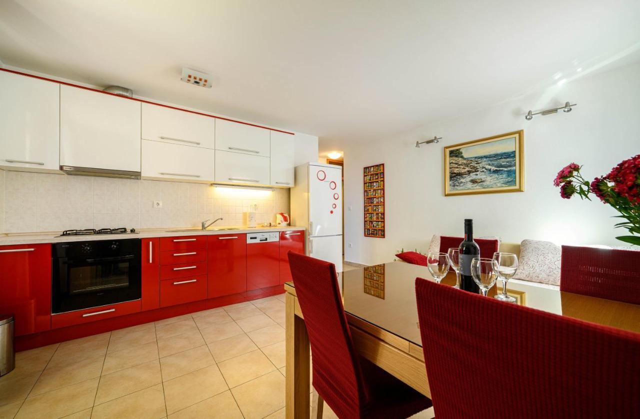 Apartments Vala Zaboric - With Boat Mooring 외부 사진
