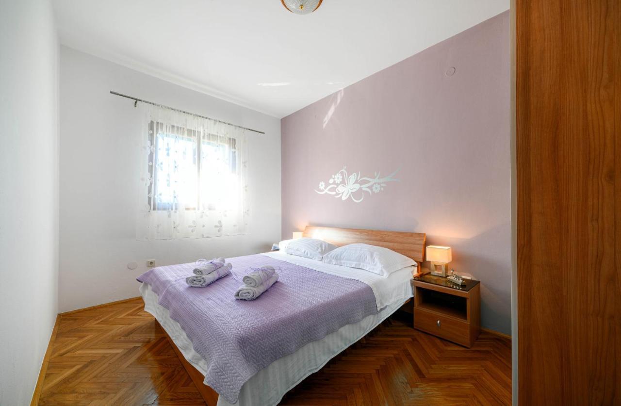 Apartments Vala Zaboric - With Boat Mooring 외부 사진